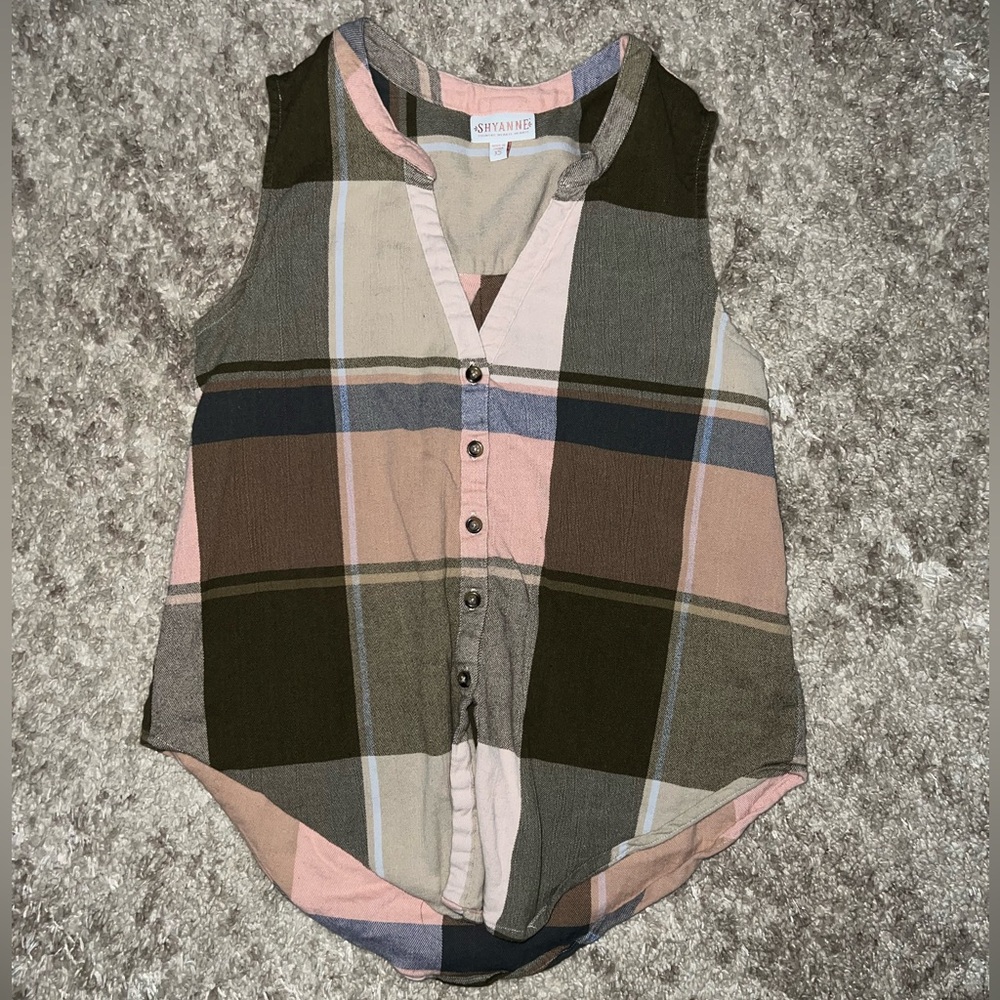 Shyanne Multicolor Plaid Shirt - Picture 2 of 3